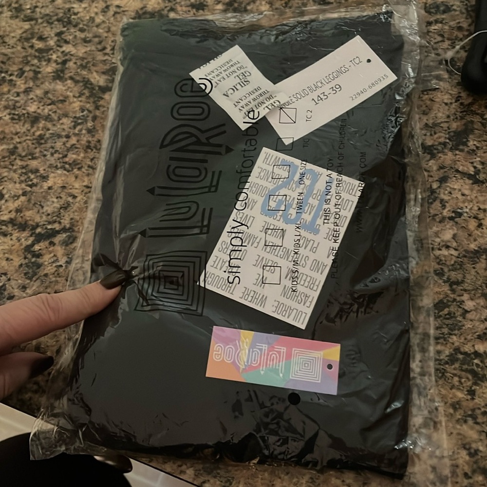 LuLa roe leggings size TC2
